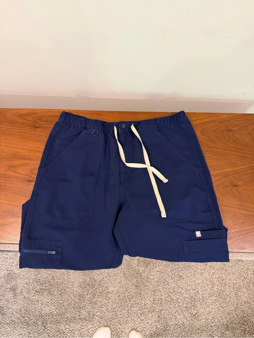 Figs Men's Navy Cargo Scrub Pants